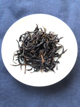 Load image into Gallery viewer, Revived Phoenix Narcissus Oolong (Aged Tree) \ Re-Fired Feng Huang Shui Xian (Lao Cong) 复火凤凰水仙 (老枞)