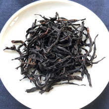 Load image into Gallery viewer, Wudong Honey Orchid Dancong Oolong (Aged Tree) \ Wudong Mi Lan Xiang (Lao Cong) 乌岽蜜兰香 （老枞）
